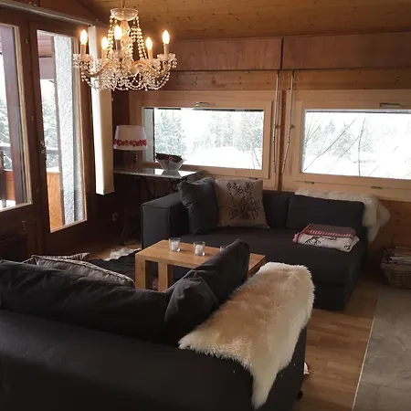 Chalet Fenua Api בקתה אנזיר